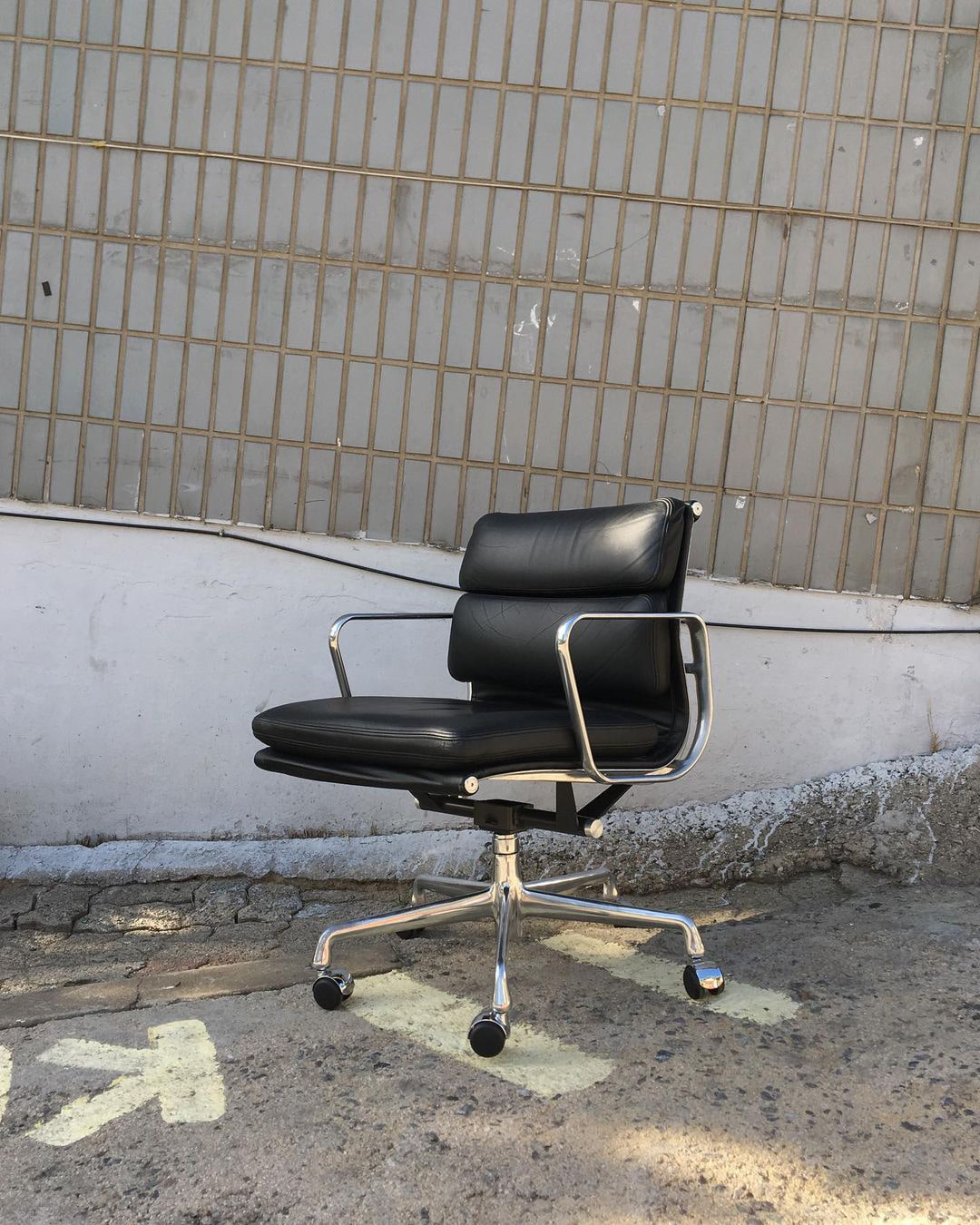 Eames Office Chair EA435 Black